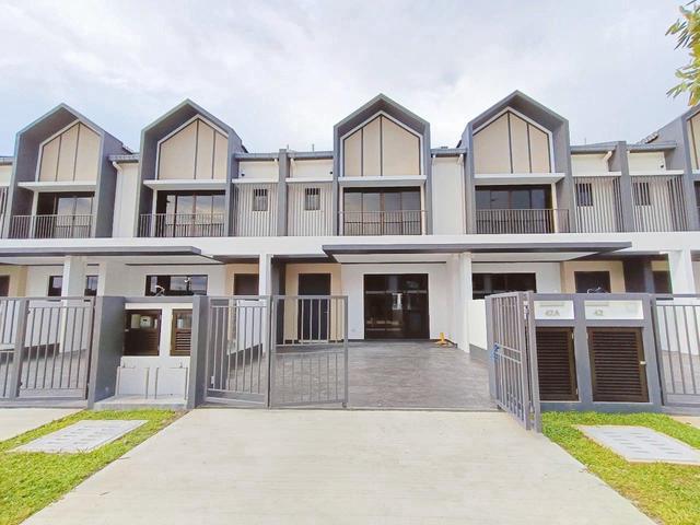 Terraced House for sale in Tanjong Sepat, Selangor