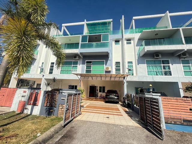 Terraced House for sale in Perak, Tldm Lumut