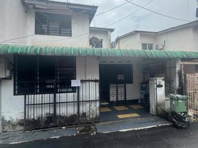 House for sale in Barat Daya, George Town
