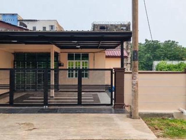 Terraced House for sale in Lunas, Kulim