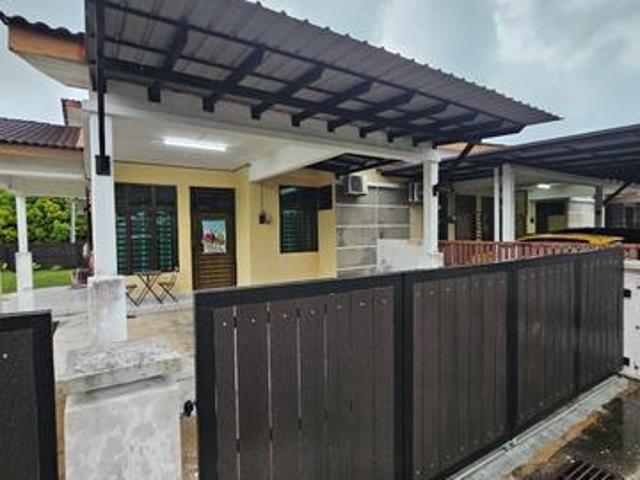 Terraced House for sale in Wellesley, Penang