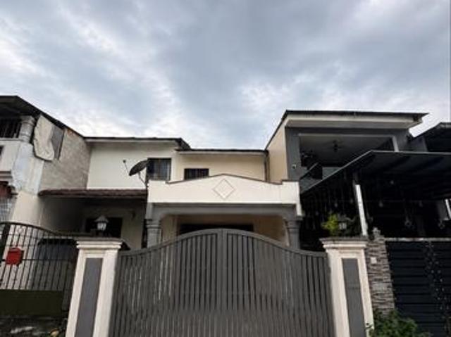 Terraced House for sale in Ulu Tiram, Johor