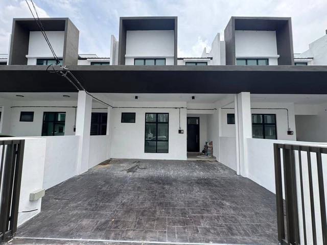 Terraced House for sale in Lunas, Kedah