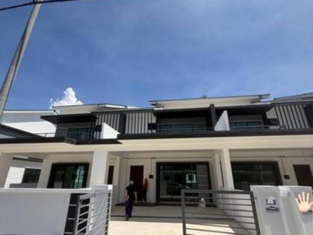 Terraced House for sale in Wellesley, Penang