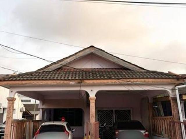 Terraced House for sale in Tringganu