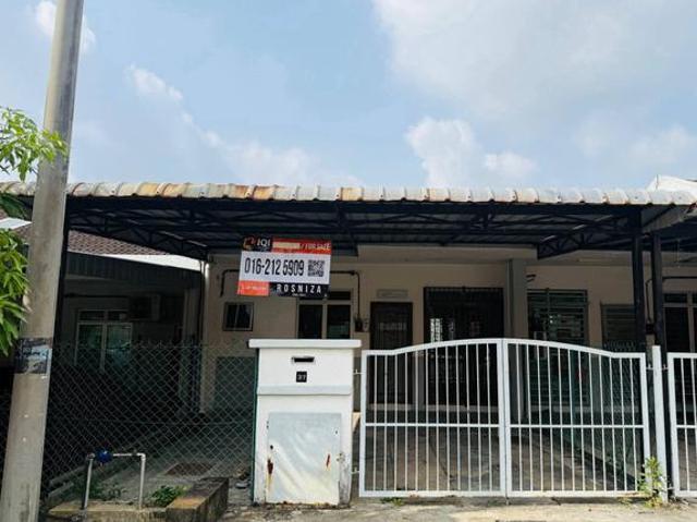 Terraced House for sale in Sepang, Tanjong Sepat