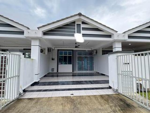 Terraced House for rent in Kulai