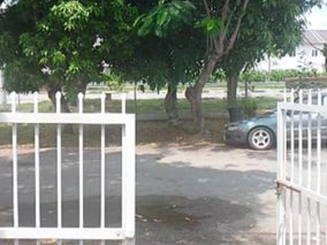 Terraced House for rent in Tanjong Sepat, Selangor