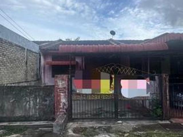 Terraced House for sale in Kangar