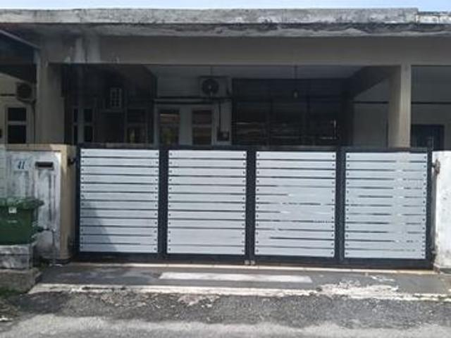 Terraced House for sale in Kuantan