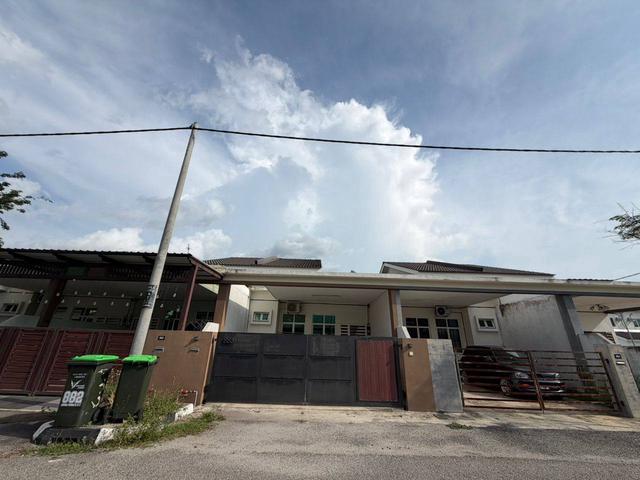 Terraced House for sale in Lunas, Kedah