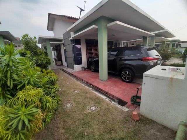 House for sale in Tanjong Sepat, Selangor