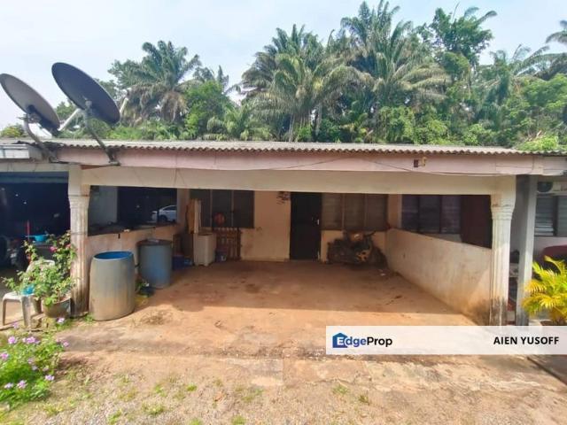 House for sale in Maran, Pahang