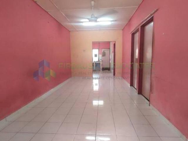 Terraced House for sale in Kuantan