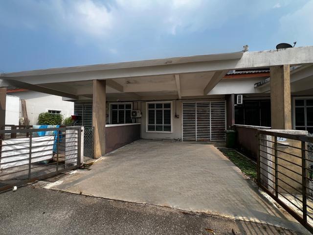 Terraced House for sale in Kuantan