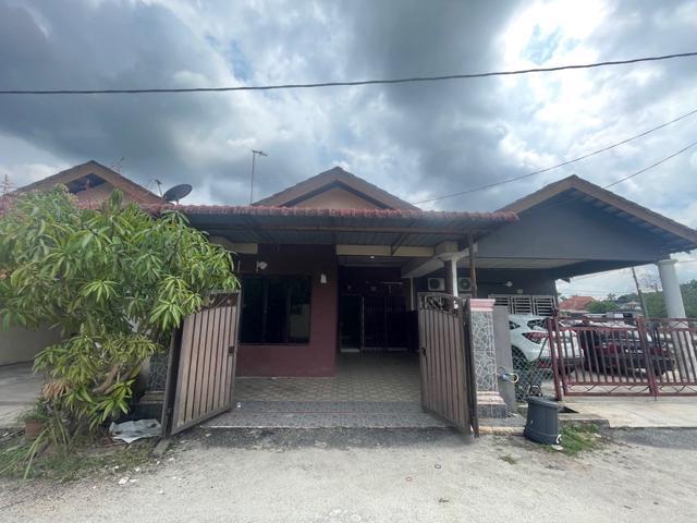 Terraced House for sale in Tringganu