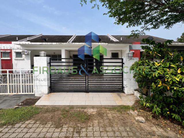 Terraced House for sale in Kuantan