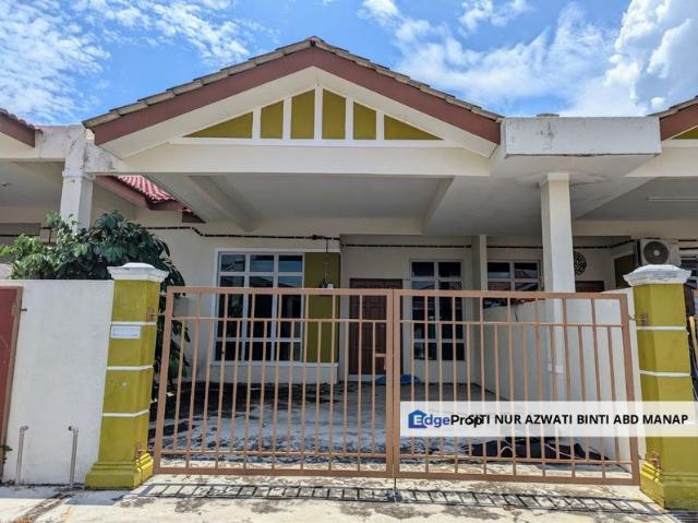 House for sale in Malaka