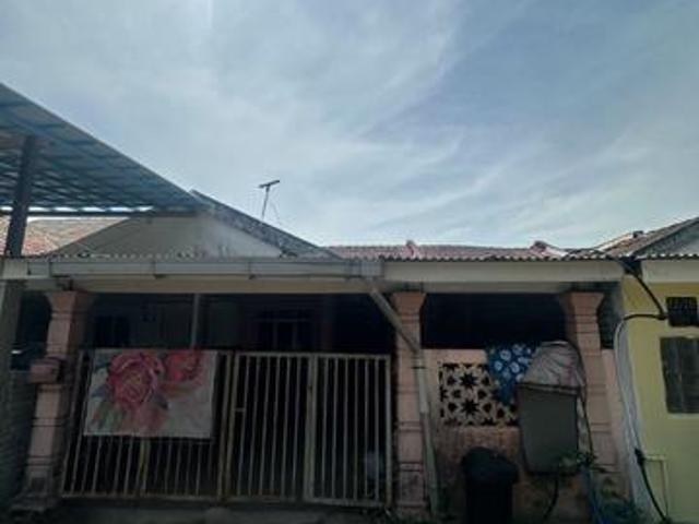 Terraced House for sale in Tringganu