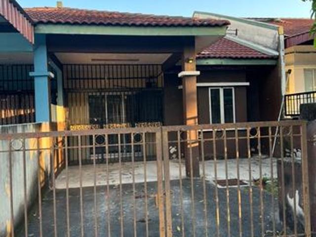 Terraced House for sale in Tanjong Sepat, Selangor