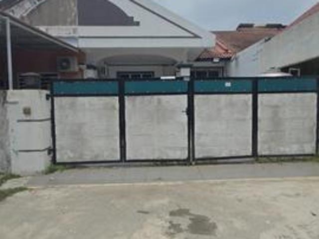 Terraced House for sale in Telok, Kelantan