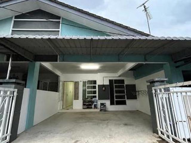 Terraced House for sale in Durian Tunggal, Malaka