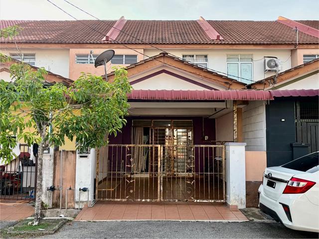 Terraced House for sale in Tringganu