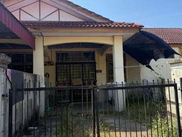 Terraced House for sale in Tringganu