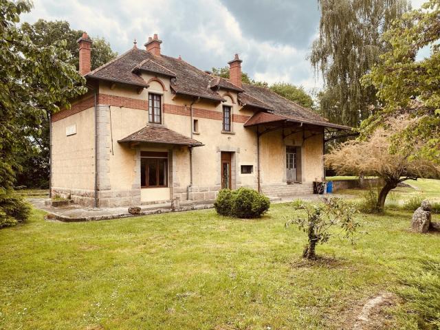 Maison vente à Montluçon, Terjat