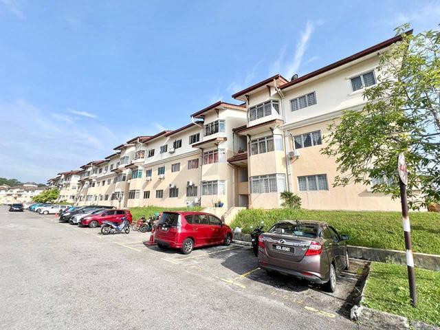 Apartment for sale in Kajang, Langat