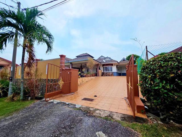 Bungalow for sale in Sendayan Village, Negeri Sembilan