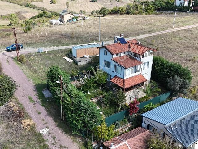 Kadıköy Beldesi, Yalova Merkez içerisinde satılık Villa