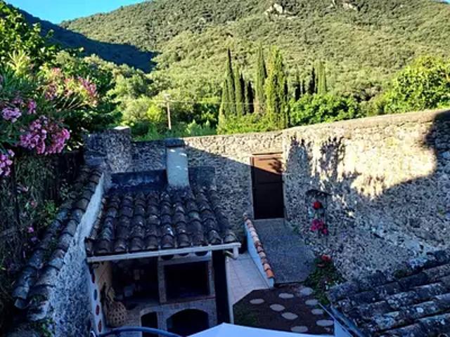 Maison vente à Narbonne, Termes