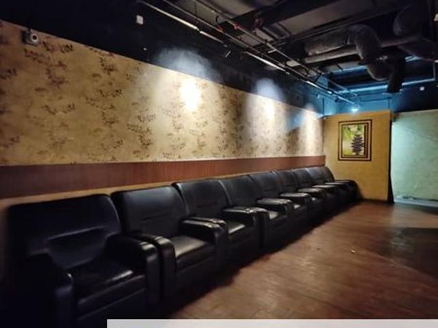 Shop for rent in Malaka