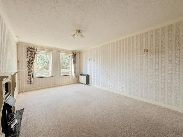 Apartment for rent in Central, Heathlands