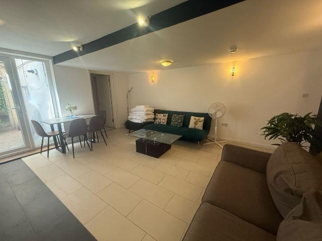 Apartment for rent in Round Hill, Brighton & Hove