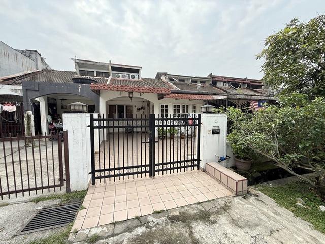 Terraced House for sale in Kuala Lumpur, Country Heights Damansara