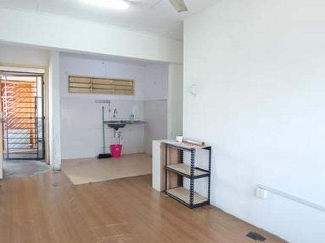 Flat for sale in Port Klang, Selangor