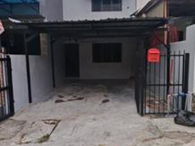 Terraced House for sale in Langat, Selangor