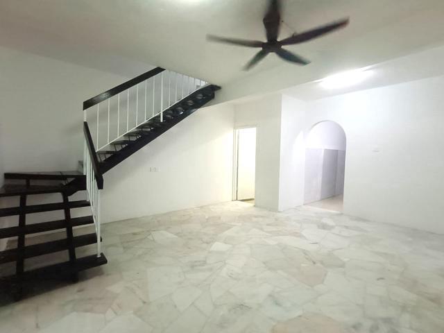 Terraced House for sale in Langat, Selangor