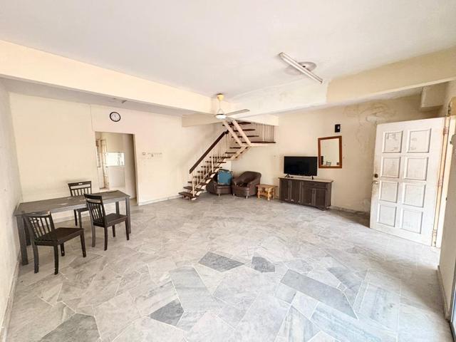 Terraced House for sale