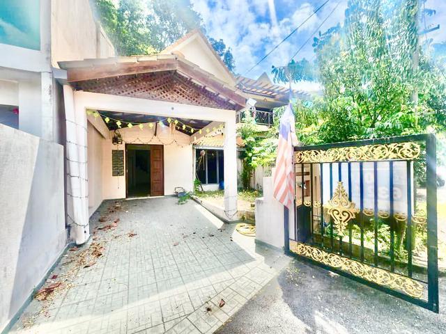 Terraced House for sale in Country Heights Damansara, Kuala Lumpur