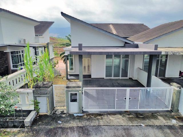 Residential House for sale in Sendayan Village, Negeri Sembilan