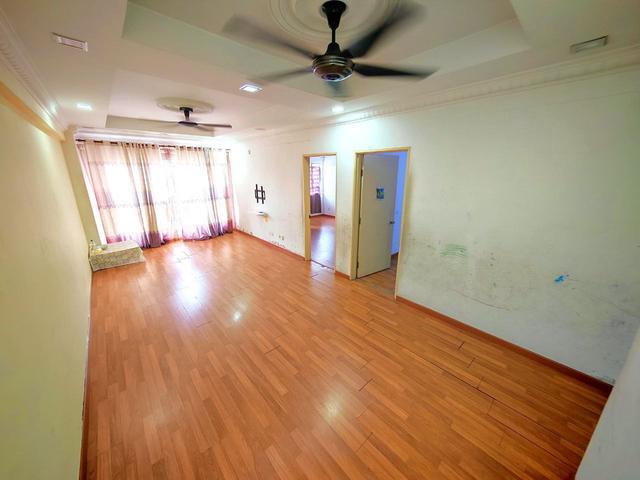 Apartment for sale in Tanjong Sepat, Selangor