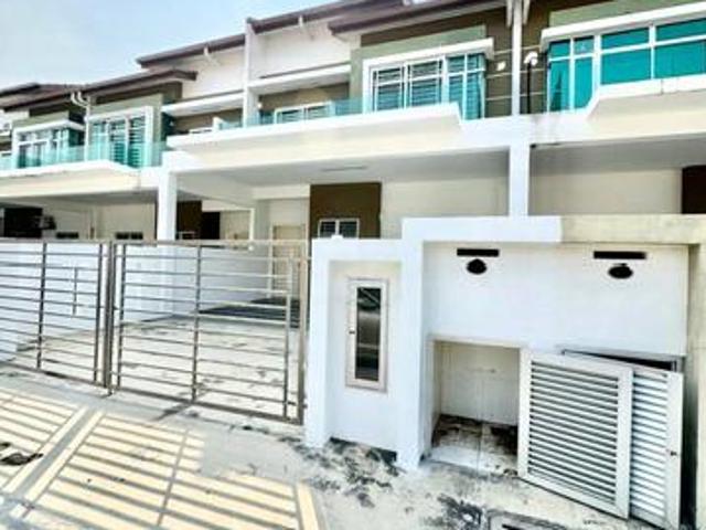 Terraced House for rent in Tanjong Sepat, Selangor