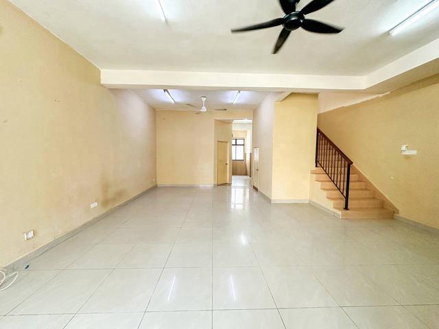 Terraced House for sale in Tanjong Sepat, Selangor