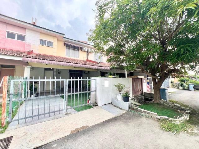 Terraced House for sale in Jenjarom, Selangor