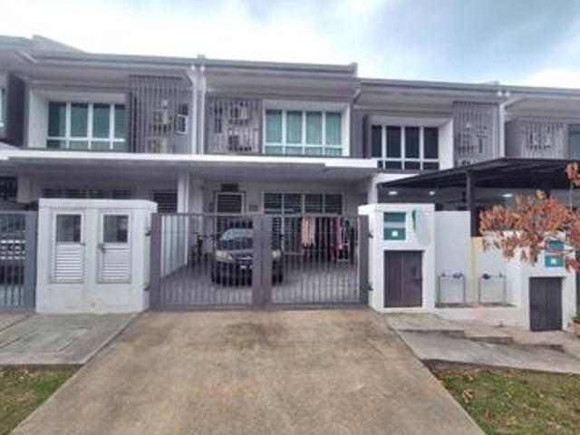 Terraced House for sale in Tanjong Sepat, Selangor
