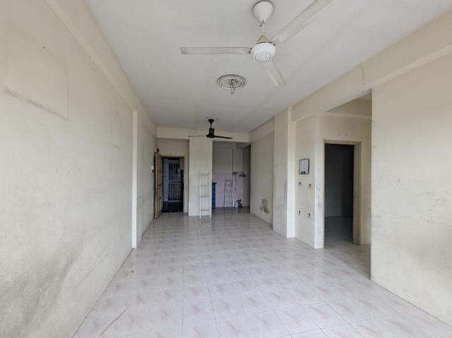 Apartment for sale in Port Klang, Selangor