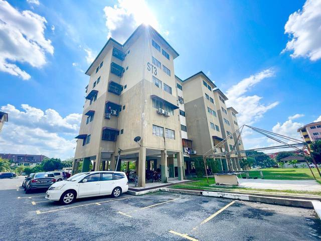 Apartment for sale in Kajang, Langat